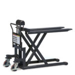 fetra Scherenhubwagen - 500 kg Hubkraft - angehoben verfahrbar